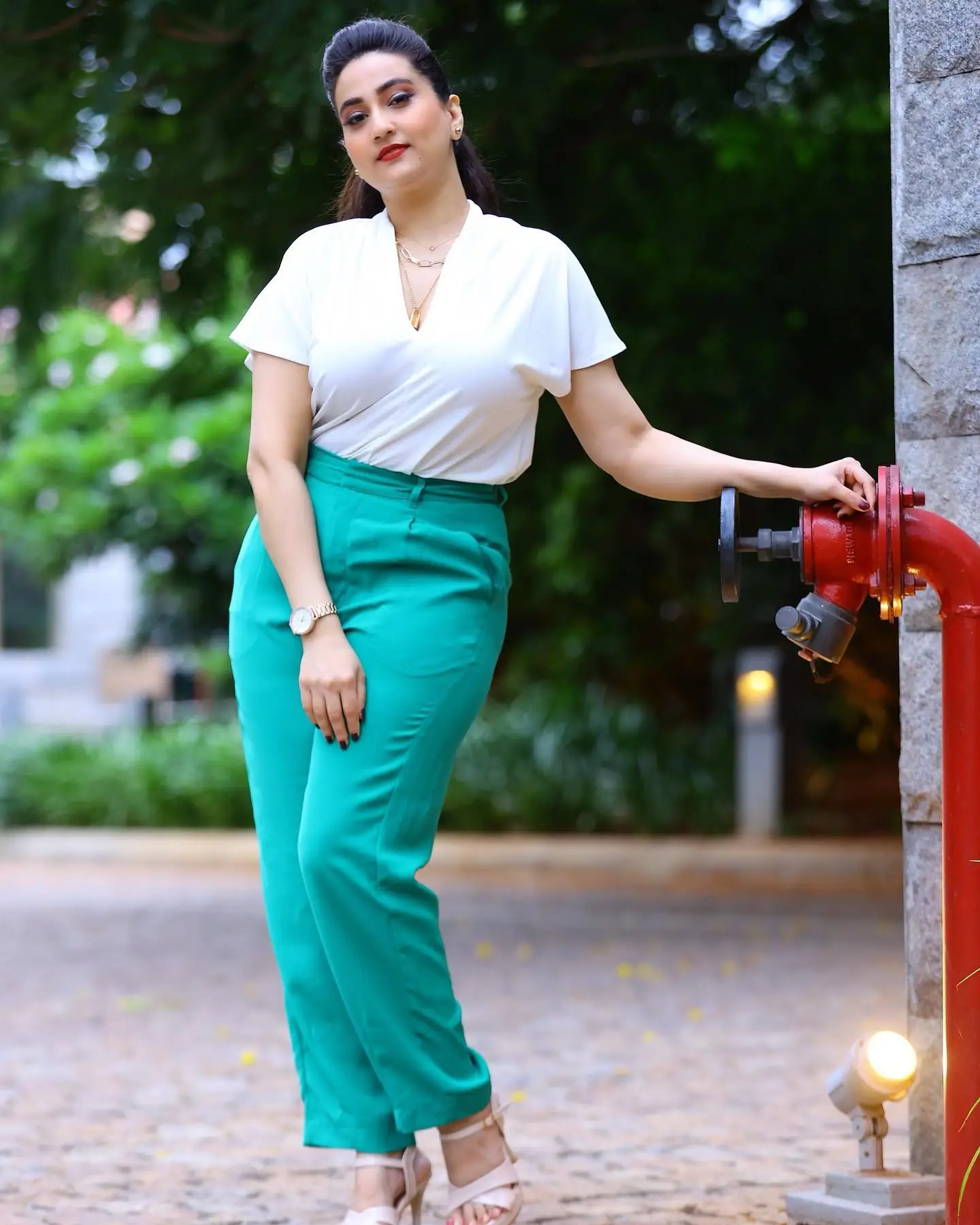 RAMPALLI MANJUSHA PHOTOSHOOT IN BEAUTIFUL WHITE TOP BLUE PANT 5